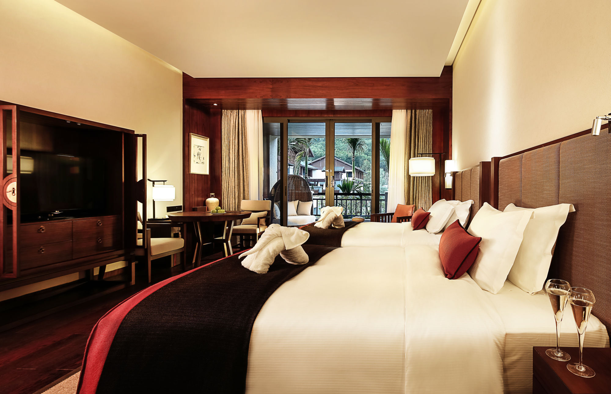 Doubletree Resort By Hilton Hotel Hainan - Qixianling Hot Spring Baoting Bagian luar foto
