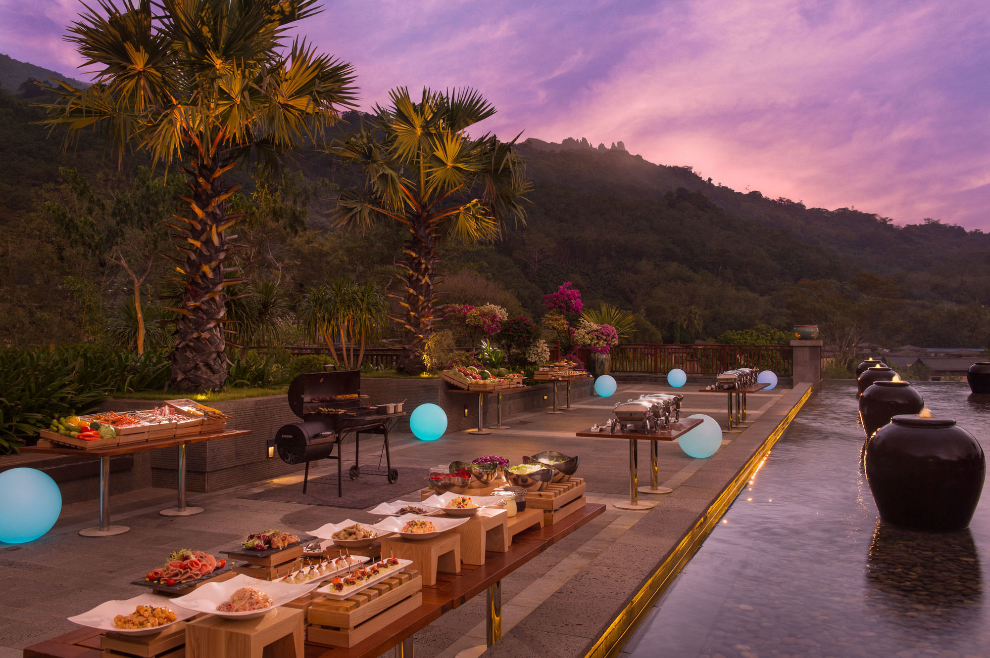 Doubletree Resort By Hilton Hotel Hainan - Qixianling Hot Spring Baoting Bagian luar foto