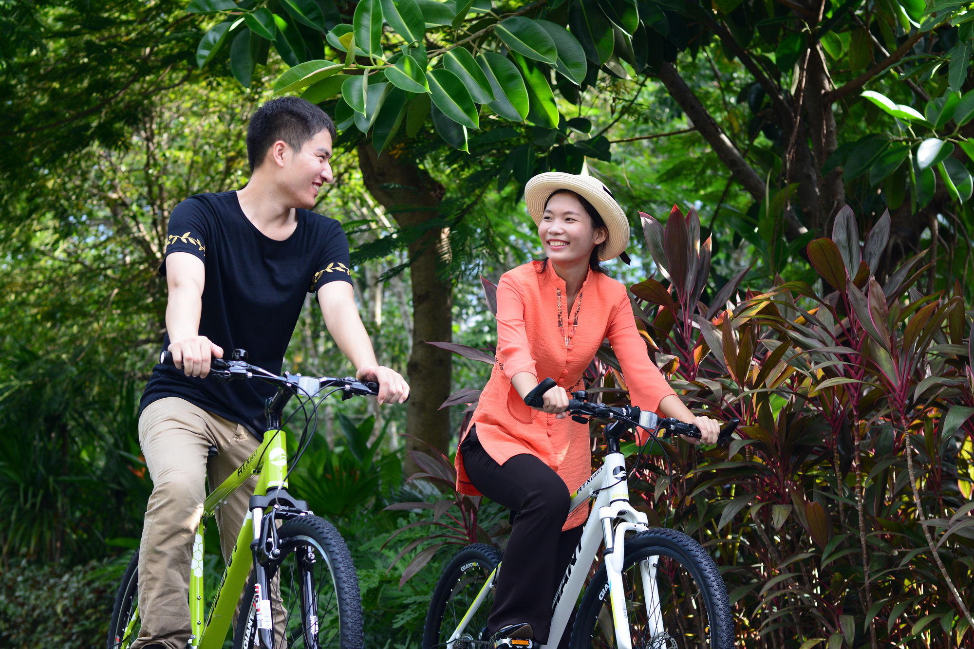Doubletree Resort By Hilton Hotel Hainan - Qixianling Hot Spring Baoting Bagian luar foto