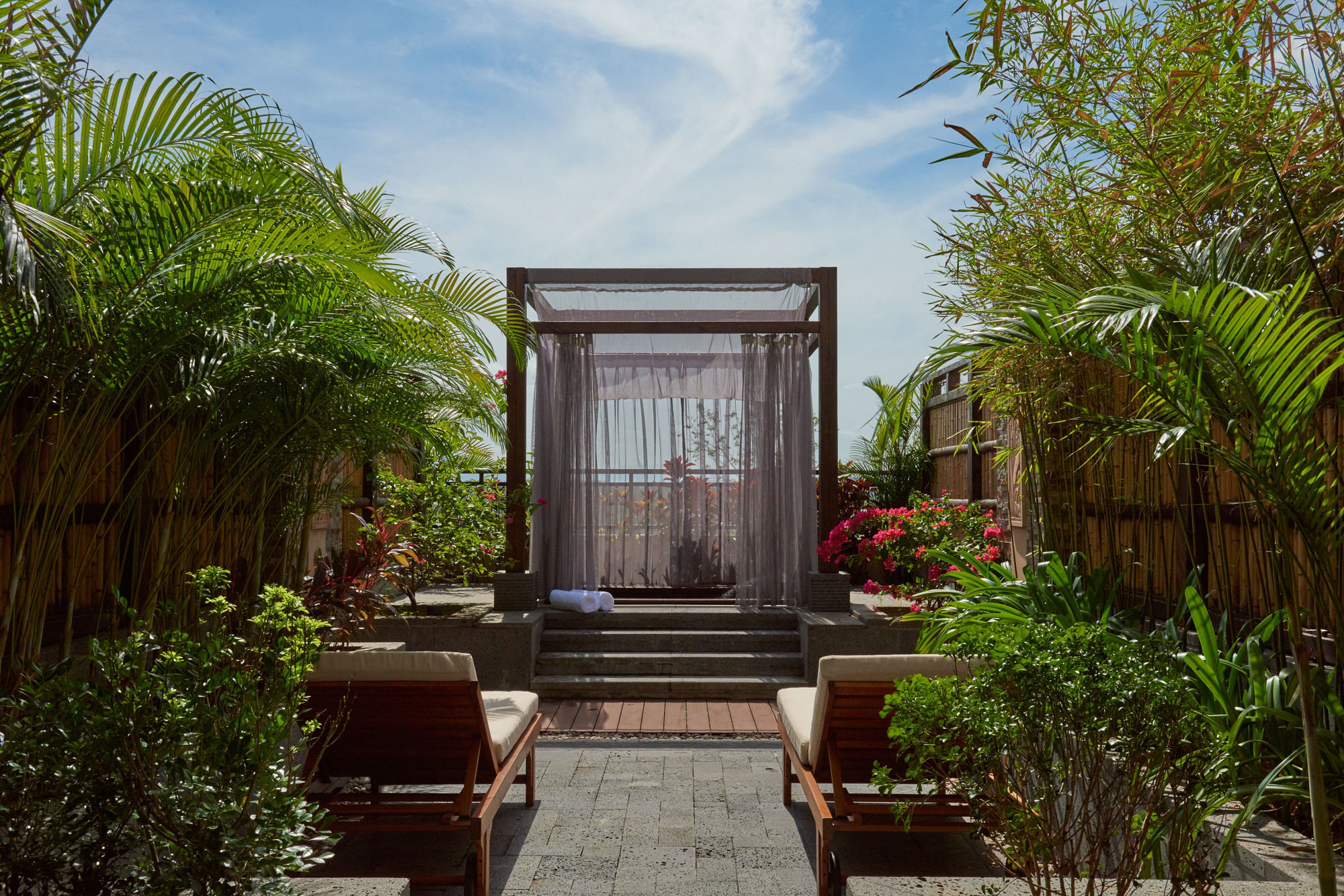 Doubletree Resort By Hilton Hotel Hainan - Qixianling Hot Spring Baoting Bagian luar foto